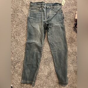 Brand New Duluth Ballroom Flex Carpenter Jeans NWT